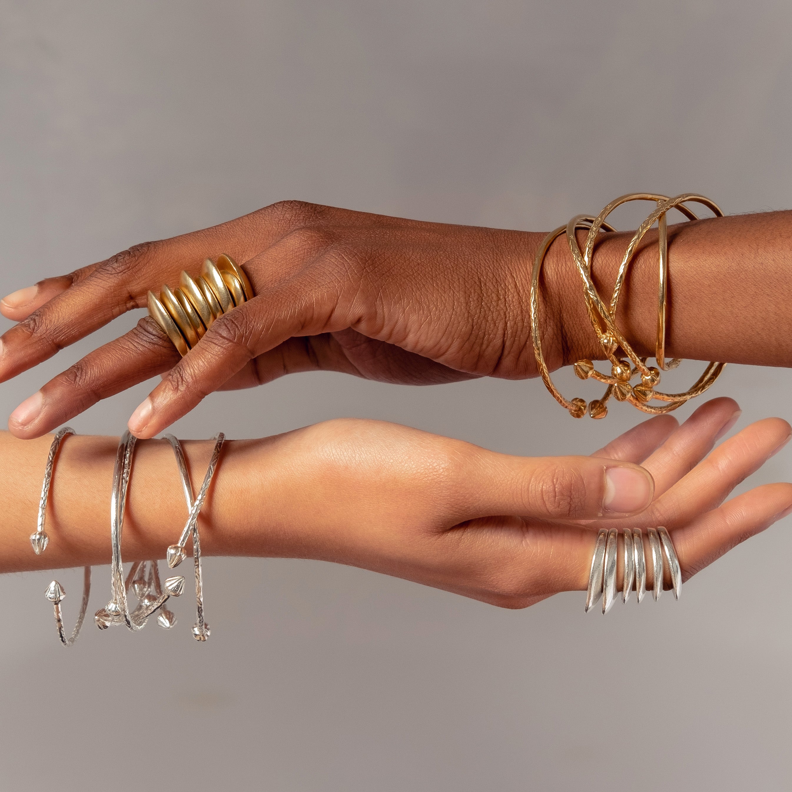 Amazon.com: urbandubaifashion 18K Indian Gold Plated Bangles Bracelets  Bollywood Jewelry for Women & Girls Traditional Turkish bangle: Clothing,  Shoes & Jewelry